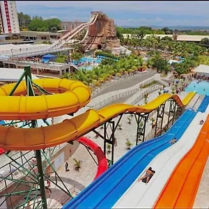 Piazza Caldas Com Cafe E Acesso Gratuito Acqua Park Splash Diroma Apartamento